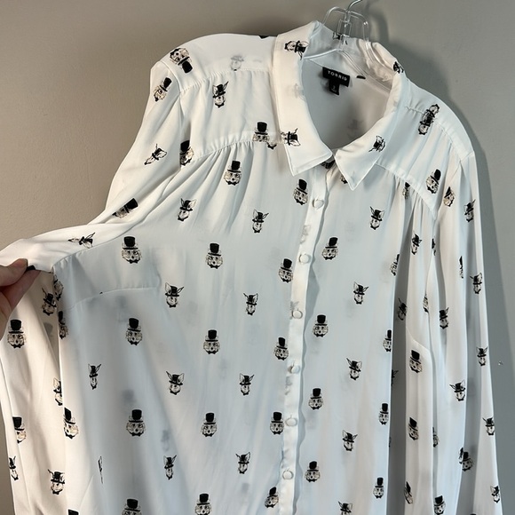 Torrid Madison Georgette Button Front Long Sleeve Shirt 2X Novelty Fox Rabbit - Picture 12 of 16